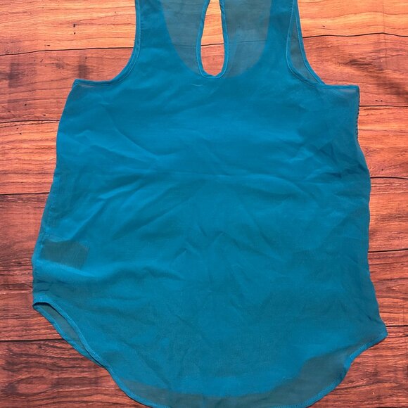G by Guess Teal Pleated Sheer Tank Top Blouse - Keyhole Back - Size M - Picture 3 of 6